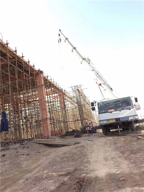 百色市25 吨、50 吨吊车怎么选？多大重量 / 半径适合对应车型？