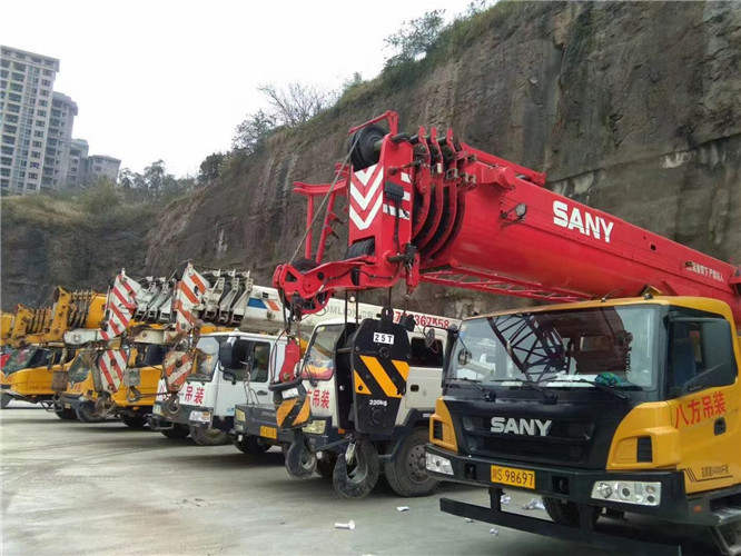 百色市吊车出租按什么计费？台班费、单次费、里程费怎么算？