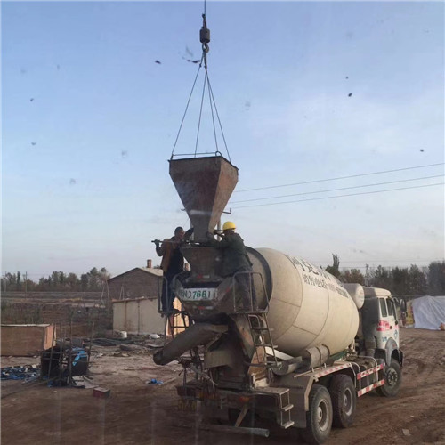 百色市“精准瞄准”—— 吊车的 “定位导航” 技术